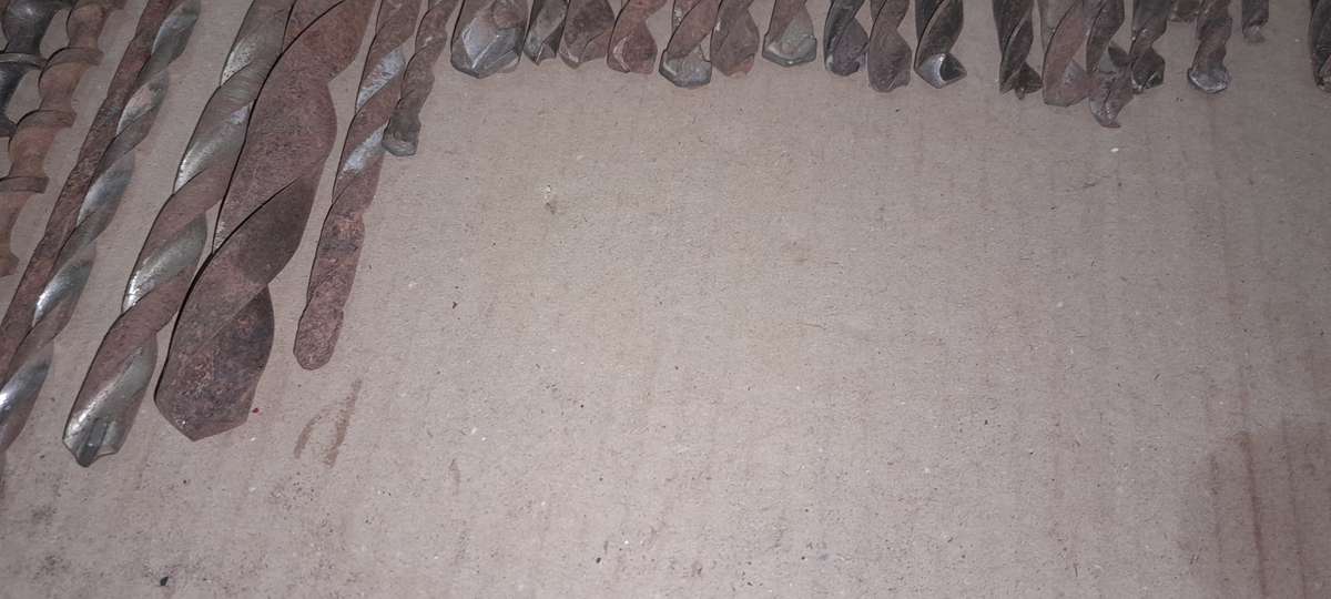 30 Vintage Drill Bits - Various - refer to pic. - R1 per bit start, 50c increment