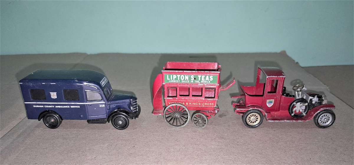 3 Diacast models - Models of yesteryear, LLEDO & Days Gone