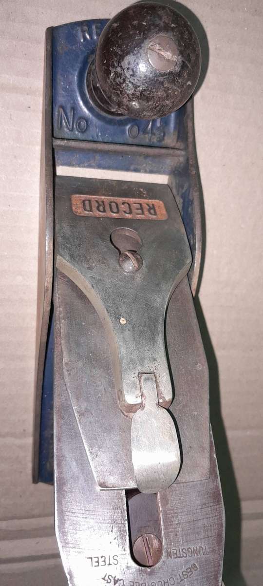 Record No 4 ½, circ 1945- 52, Note: Tote cracked & Chip Breaker screw missing - Please see Pics