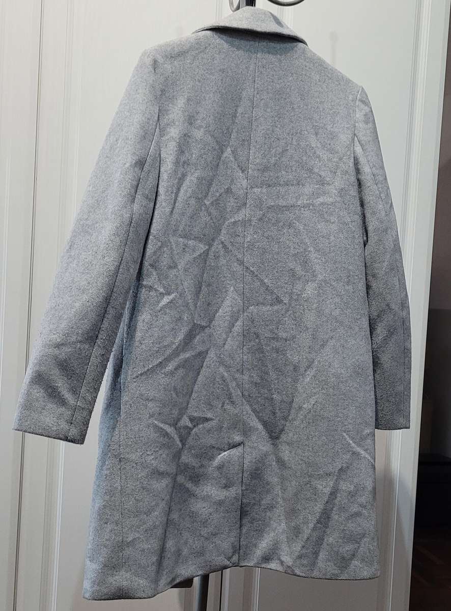 Stunning grey coat (EUR 38 / UK10)