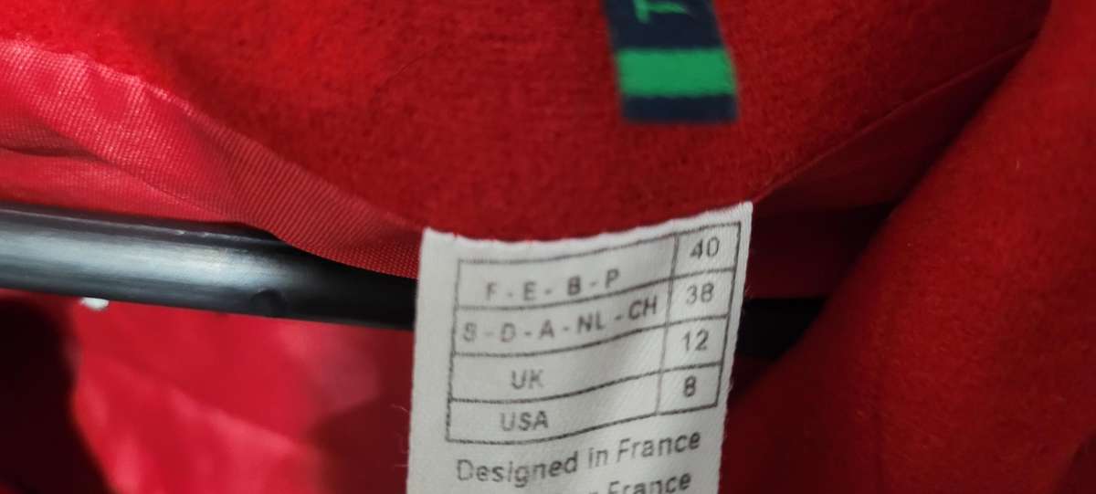 Stunning red coat with belt (UK 12 / USA 8)