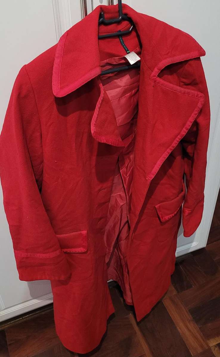Stunning red coat with belt (UK 12 / USA 8)