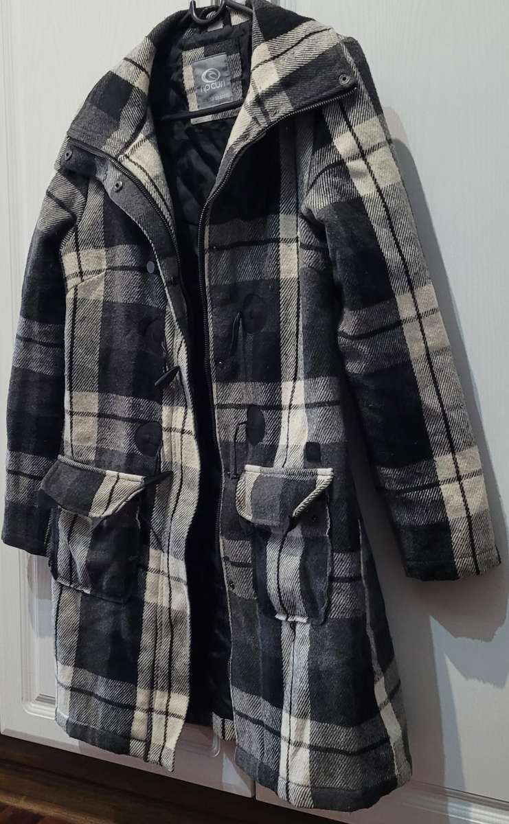 Ripcurl ladies coat (Size S/M)