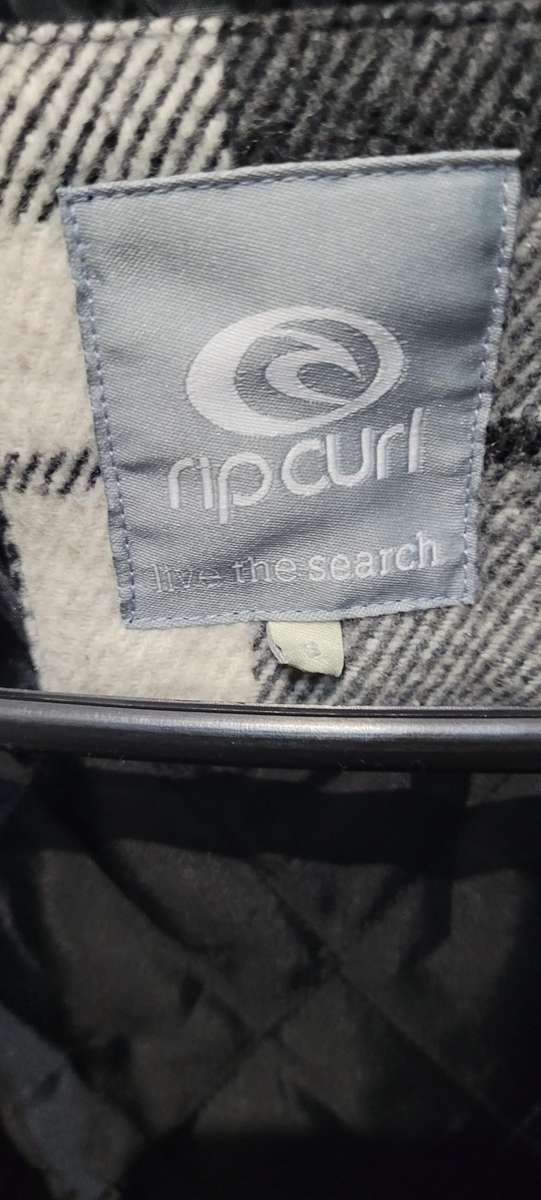 Ripcurl ladies coat (Size S/M)