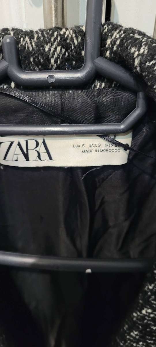 Zara coat (EUR S)