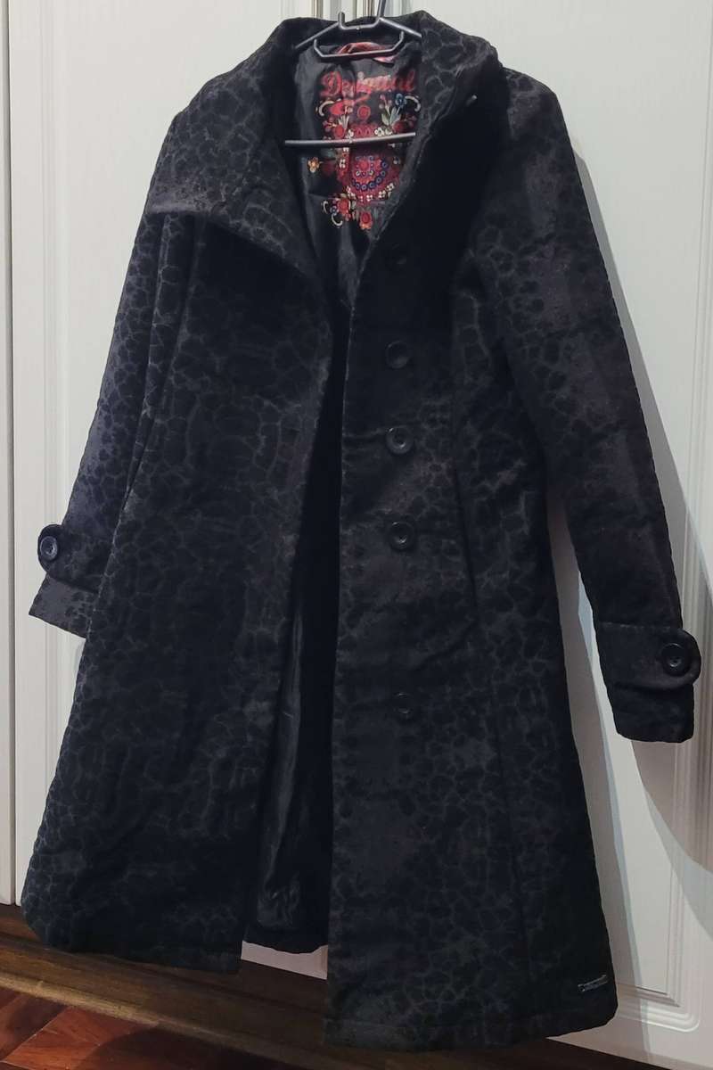 Designal ladies black coat