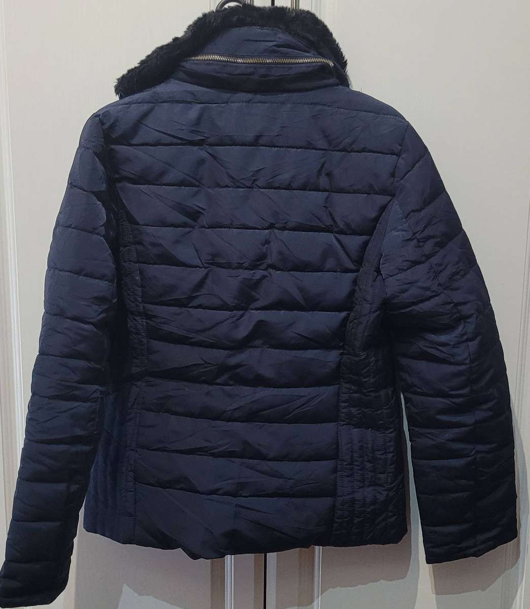 Ladies puffer jacket with fur collar