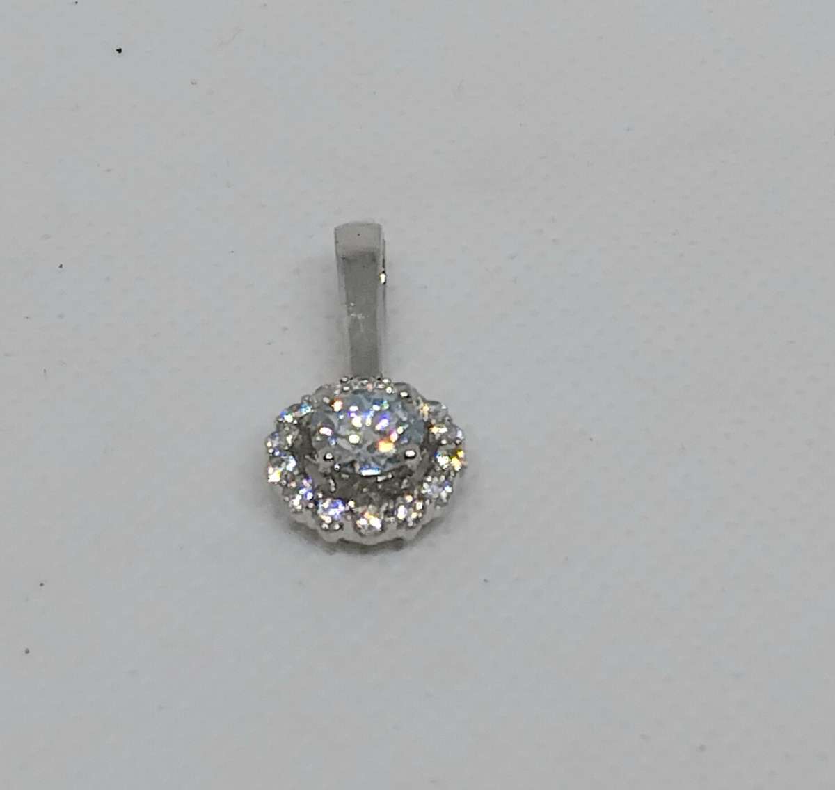 1.16ct Moissanite Pendant - Very Sparkly!
