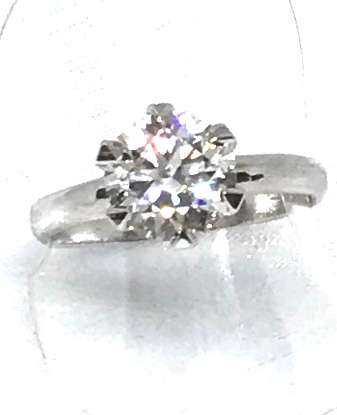 BEAUTIFUL 2.90CT WHITE MOISSANITE - SPARKLE!