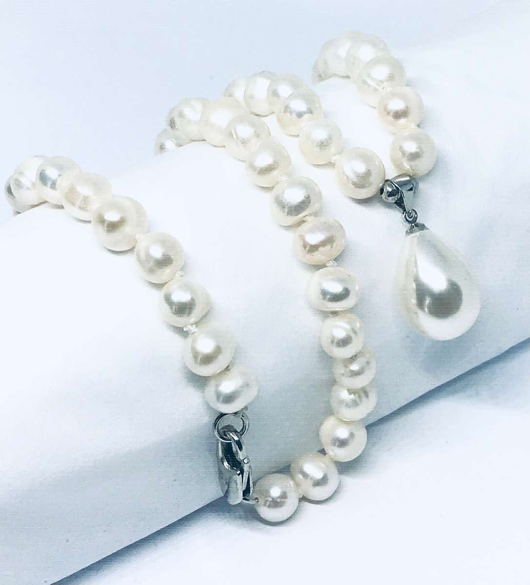 Genuine Pearl Necklace with Shell Pearl Drop Pendant - Beautiful