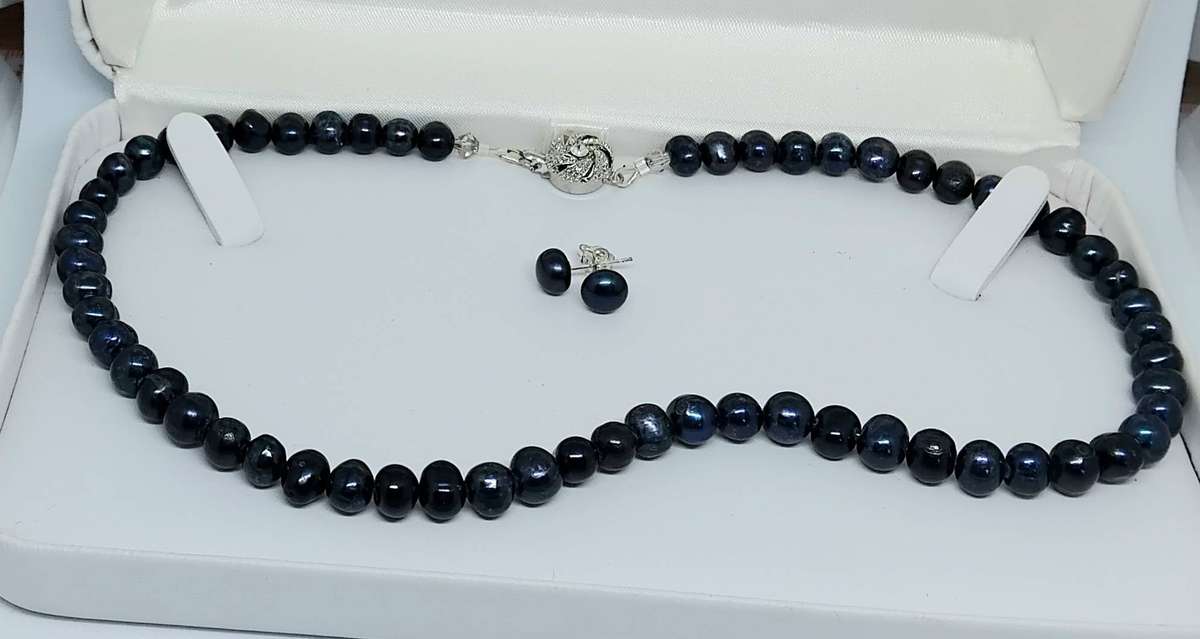 Genuine Black Pearl Necklace & Earrings
