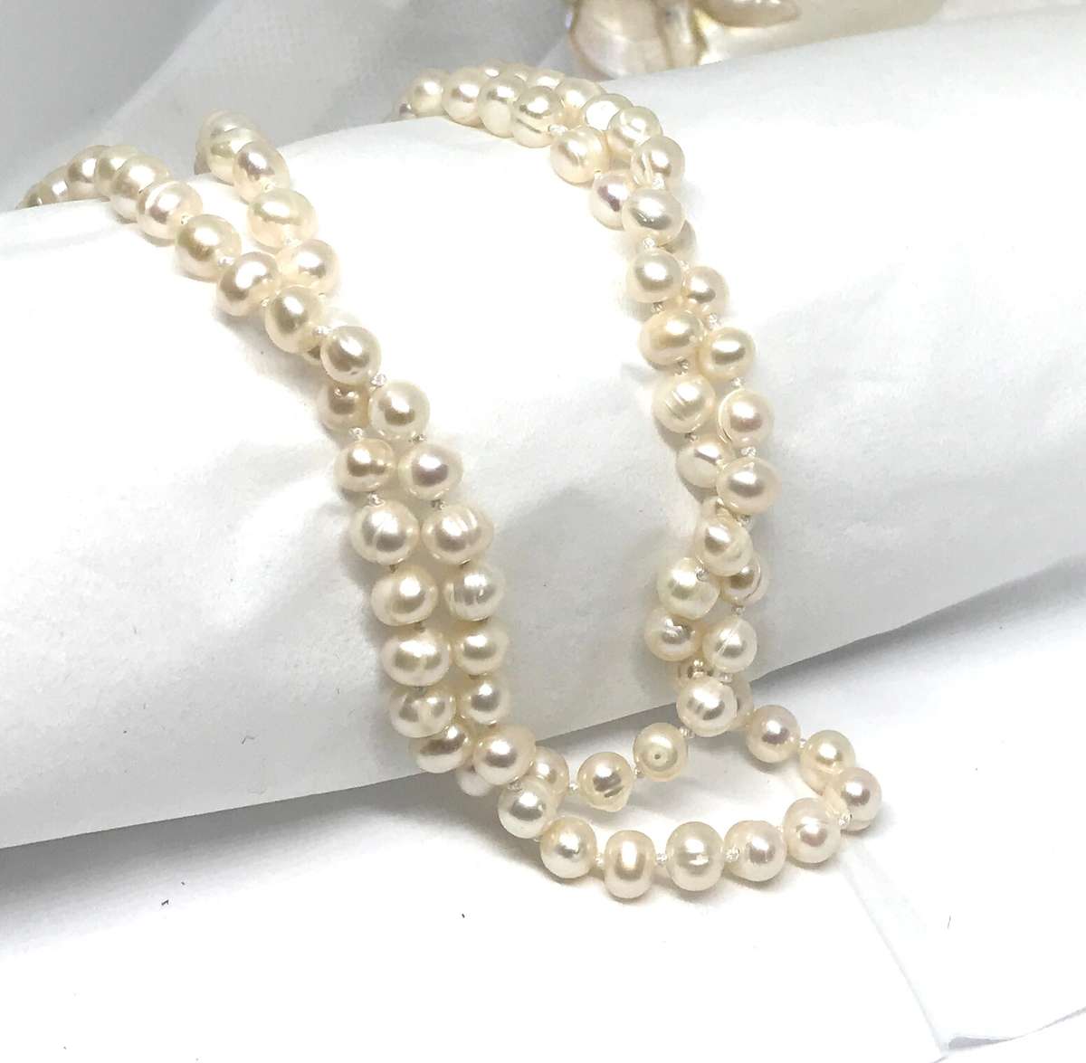 Impressive 93cm Genuine Pearl Necklace - Classic and Elegant