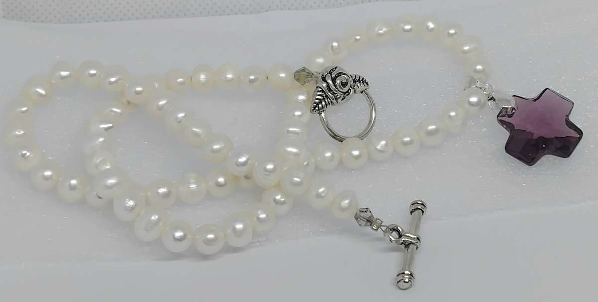 Swarovski Crystal and Pearl Necklace - Absolutely Stunning