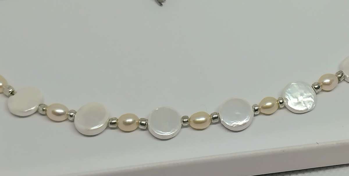 Genuine Pearl & Shell Pearl Necklace - Gorgeous