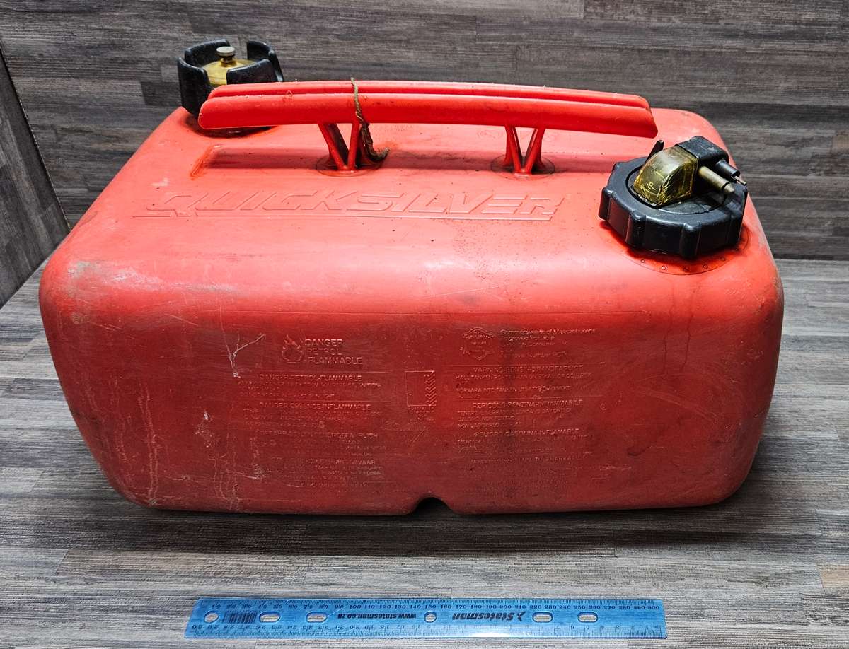 Quicksilver 25L Litre Mercury/Mariner Outboard Quick Release Petrol Fuel Tank