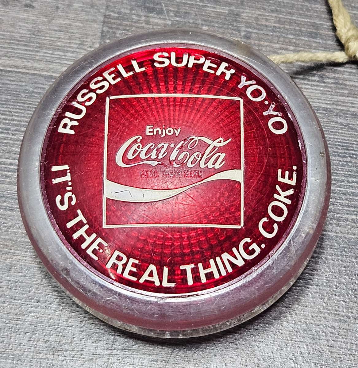 Vintage bilingual Russell Yoyo