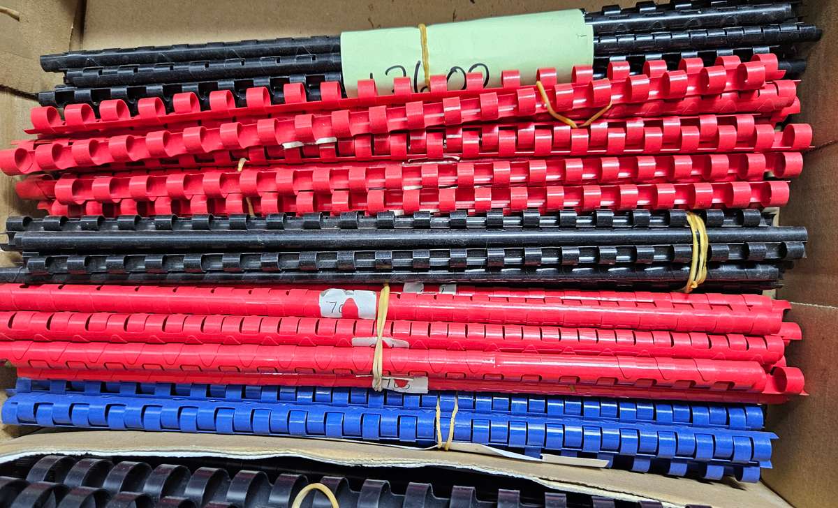 Large lot mixed size book binders ±250-300