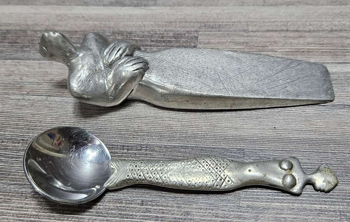 Carol Boyes doorstop & spoon