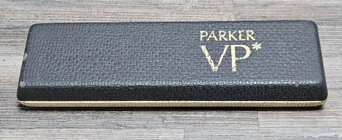 Boxed vintage Parker VP fountain pen, 14K gold nib
