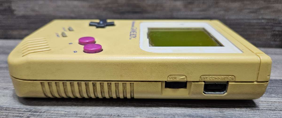 Vintage Nintendo Game Boy Model GB-70