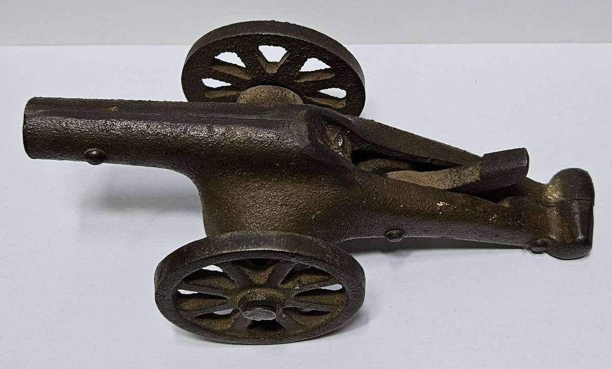 Vintage Metal Toy Cannon for Shooting Caps