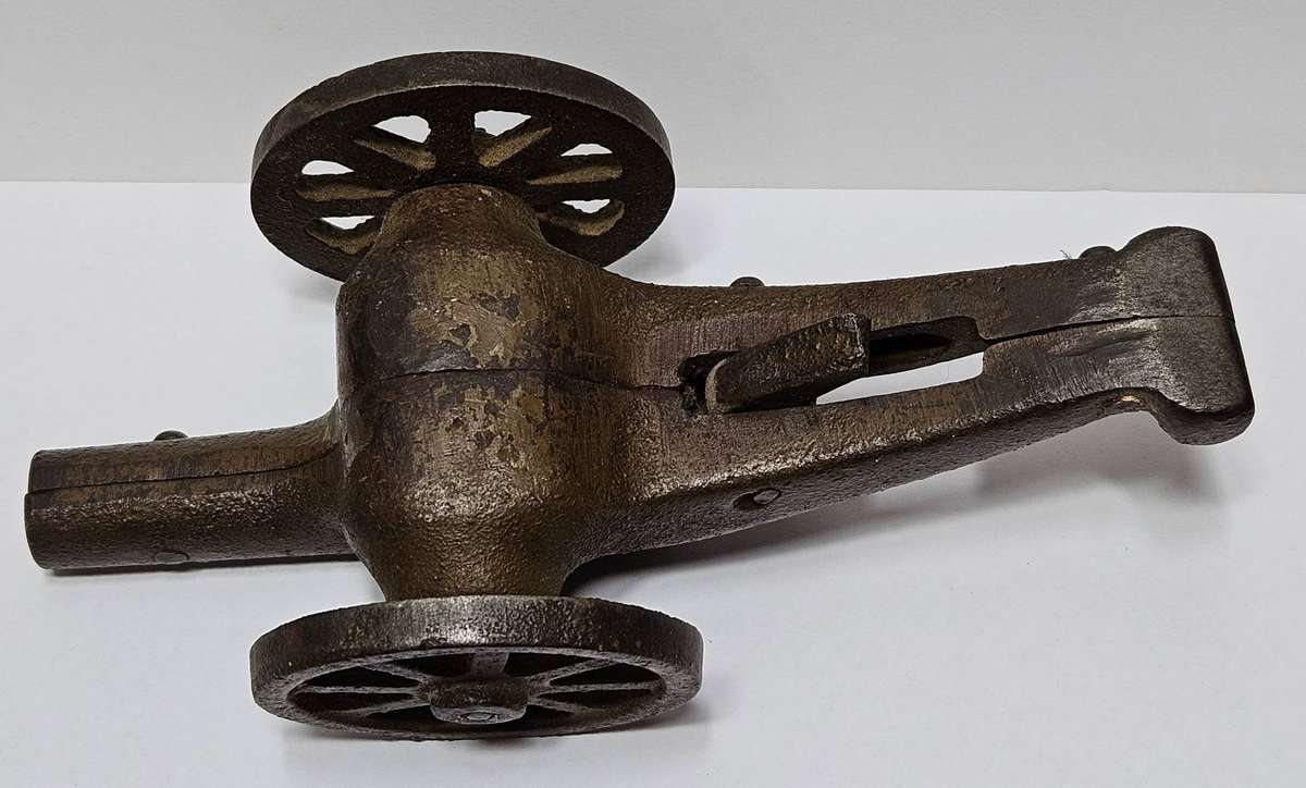 Vintage Metal Toy Cannon for Shooting Caps