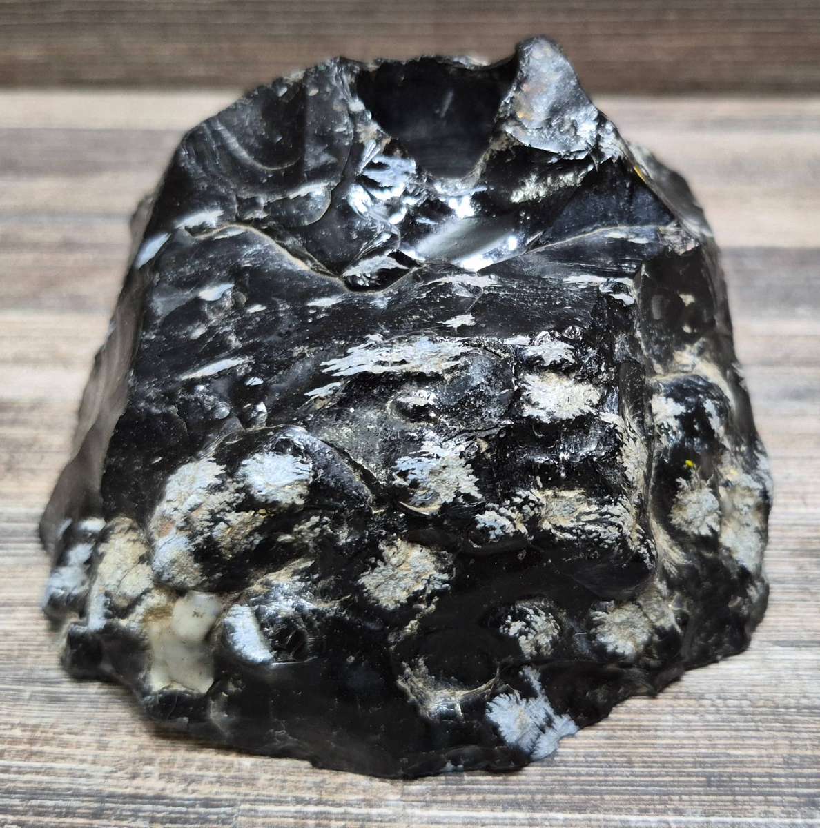 Snowflake obsidian candle holder 798g