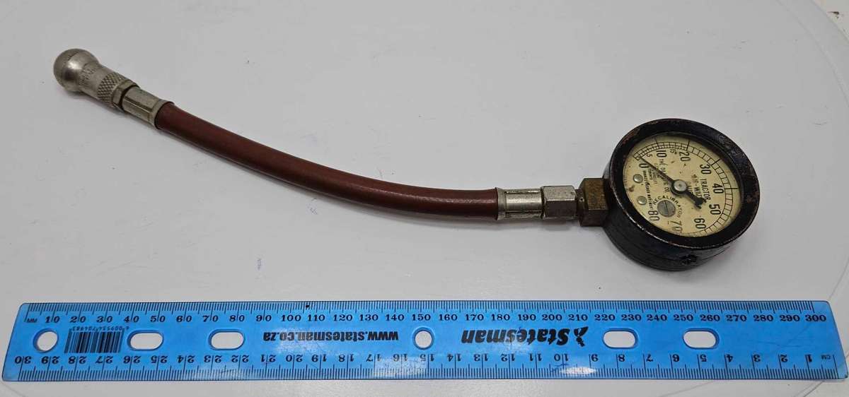 Vintage Tractor air pressure gage, tested & working