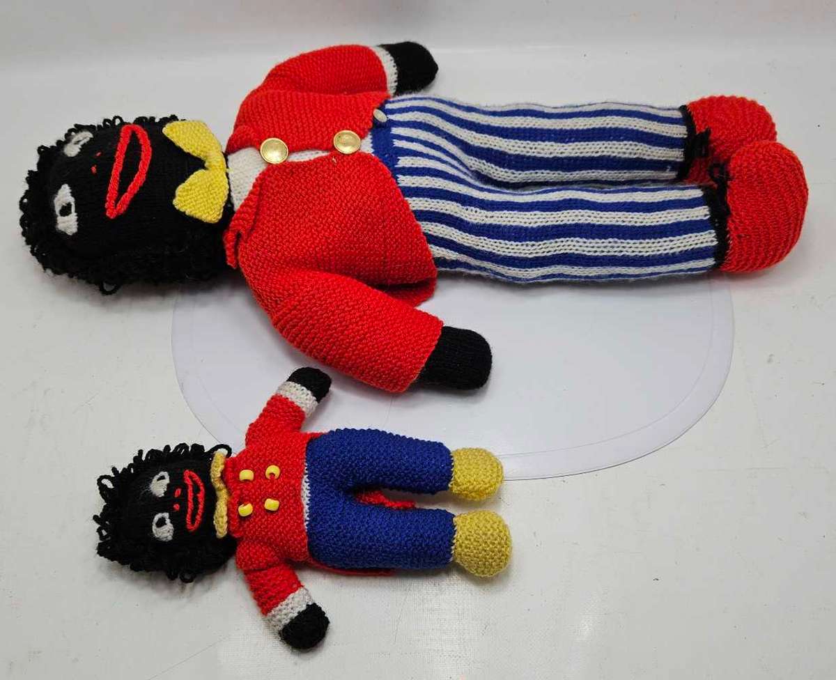 2X vintage knitted dolls