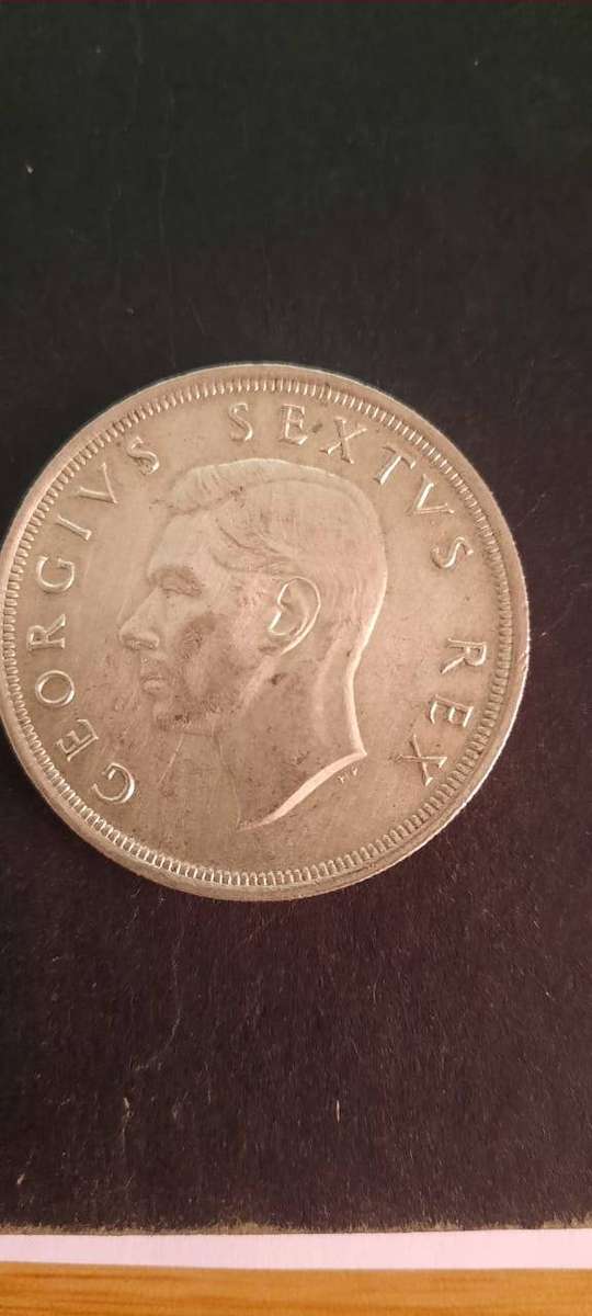 South Africa 5 Shillings 1952  Cape Town 300th Anniversary  Circulated
