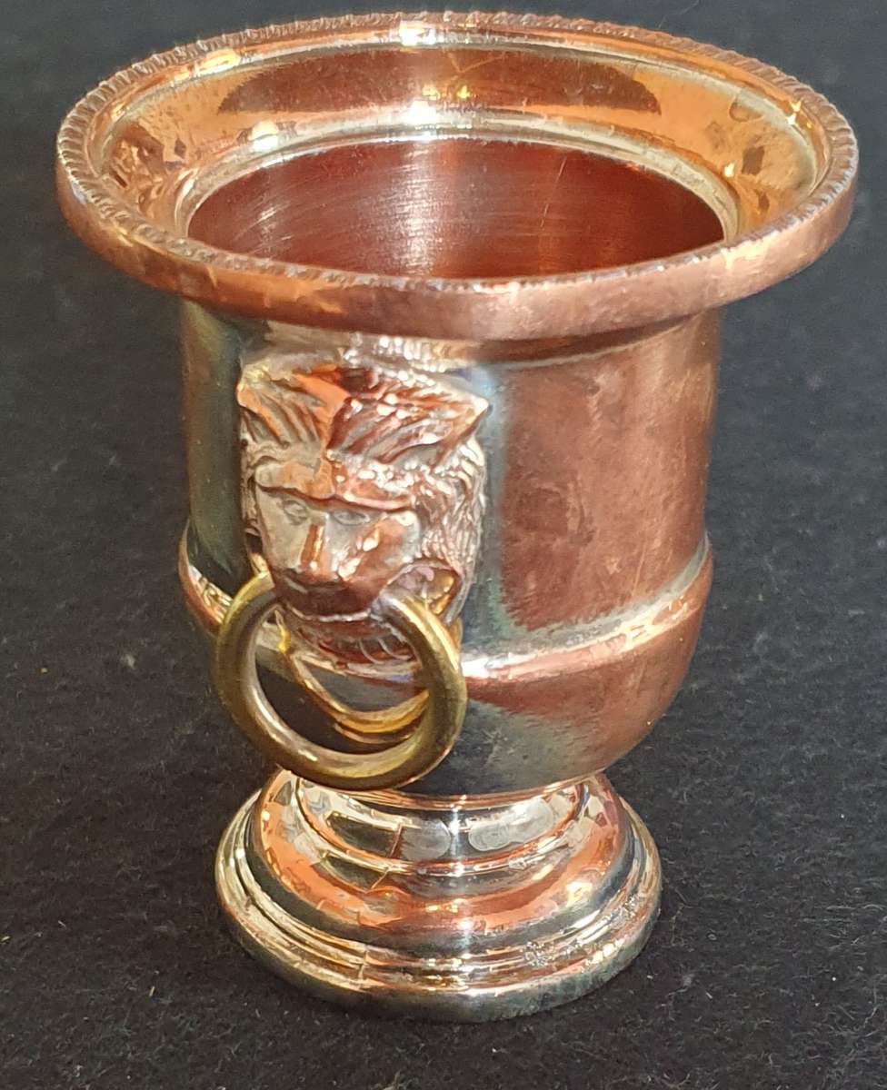 ANTIQUE OLD ENGLISH TOOTH PICK HOLDER. LION MOTIF. SOLID HEAVY.