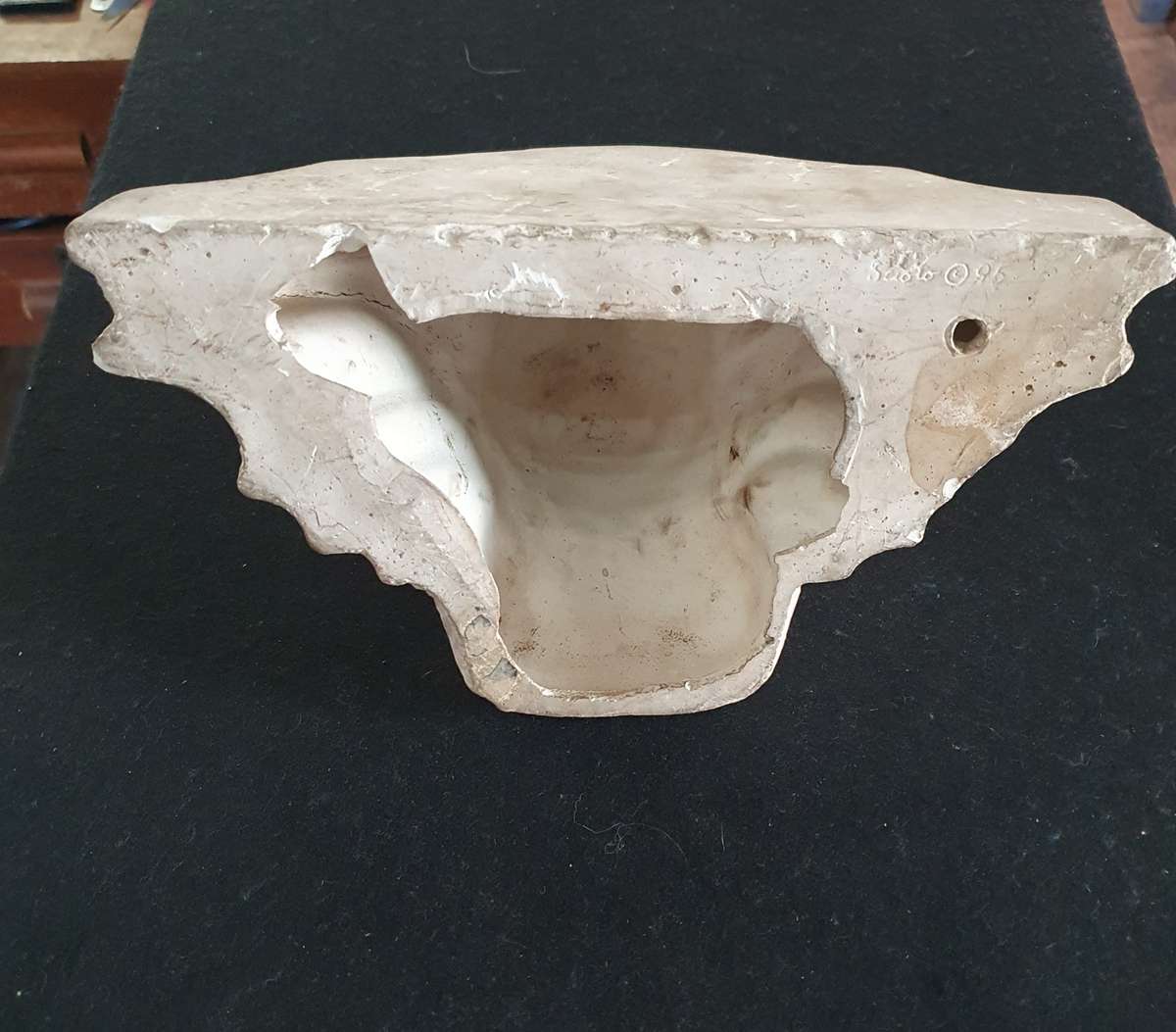VINTAGE GARGOYLE CEMENT CAST WALL MOUNT.