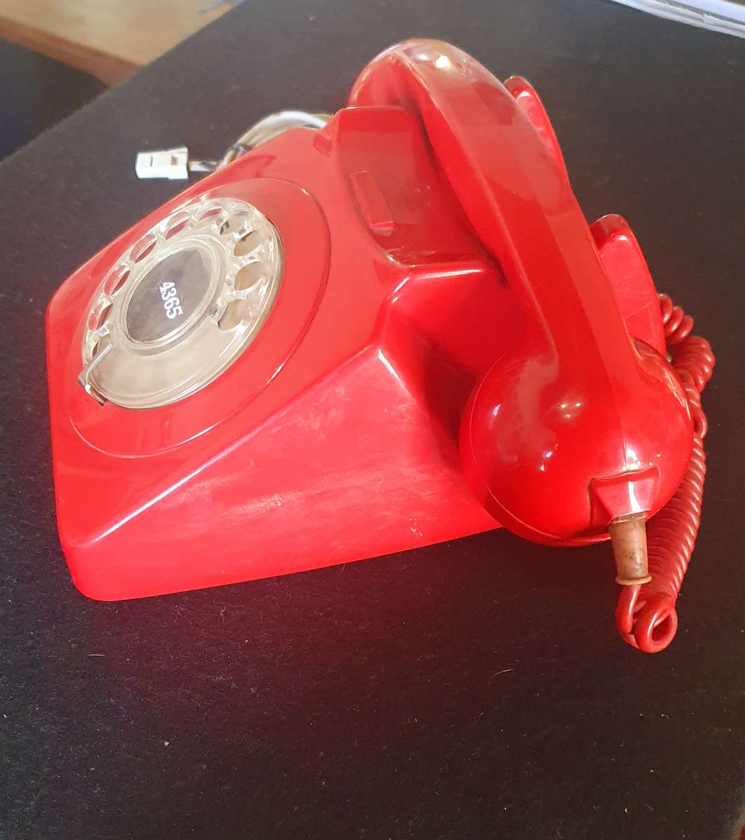 RETRO TURN DIAL TELEPHONE . BRITISH TELECOM.