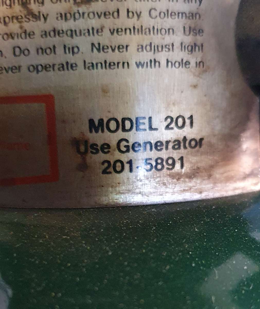 COLEMAN MODEL 201 LAMP . ALL INTACT.