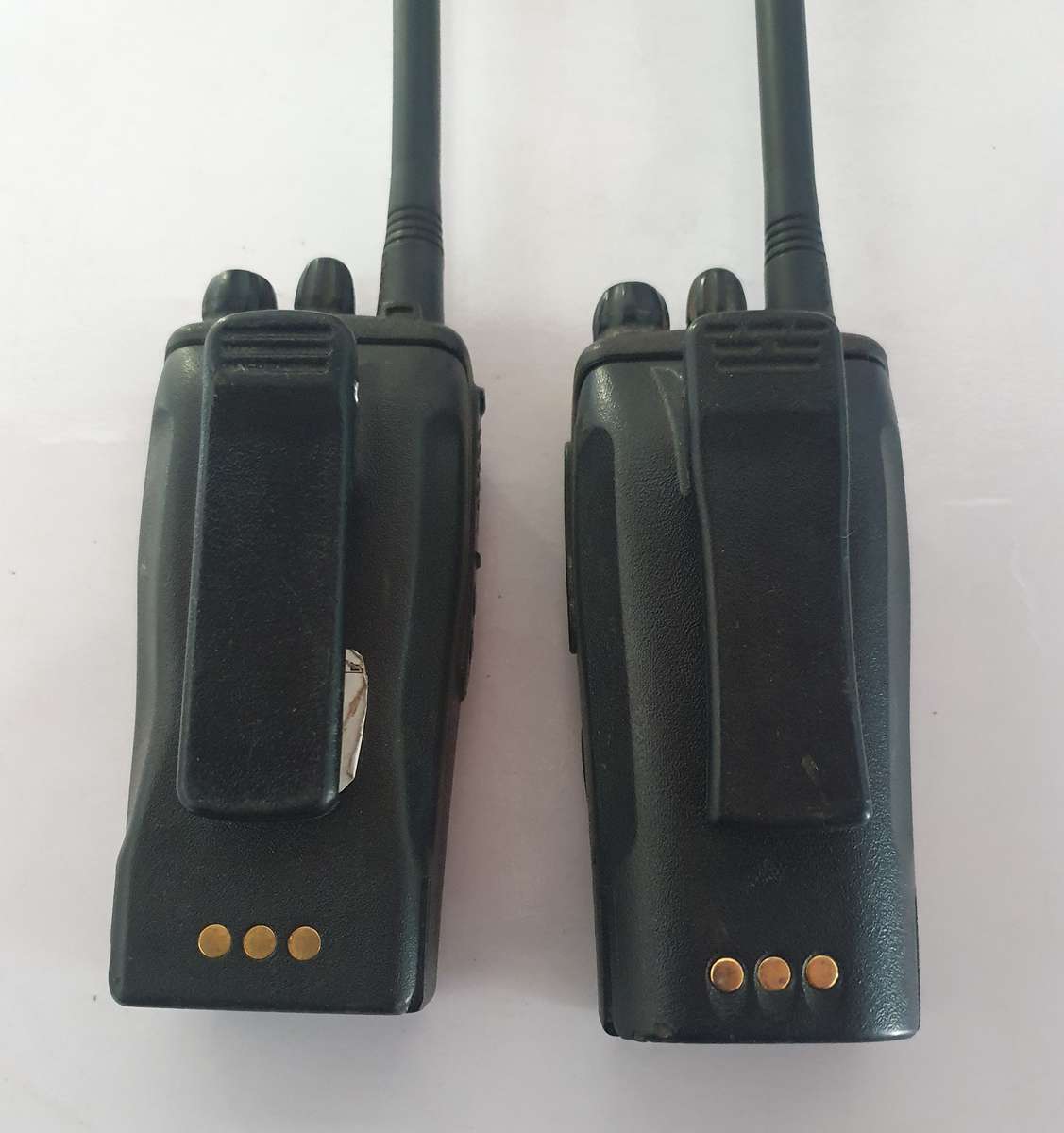 2 X MOTOROLA DP 1400 WALKIE TALKIES