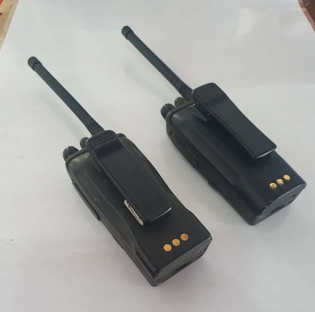 2 X MOTOROLA DP 1400 WALKIE TALKIES