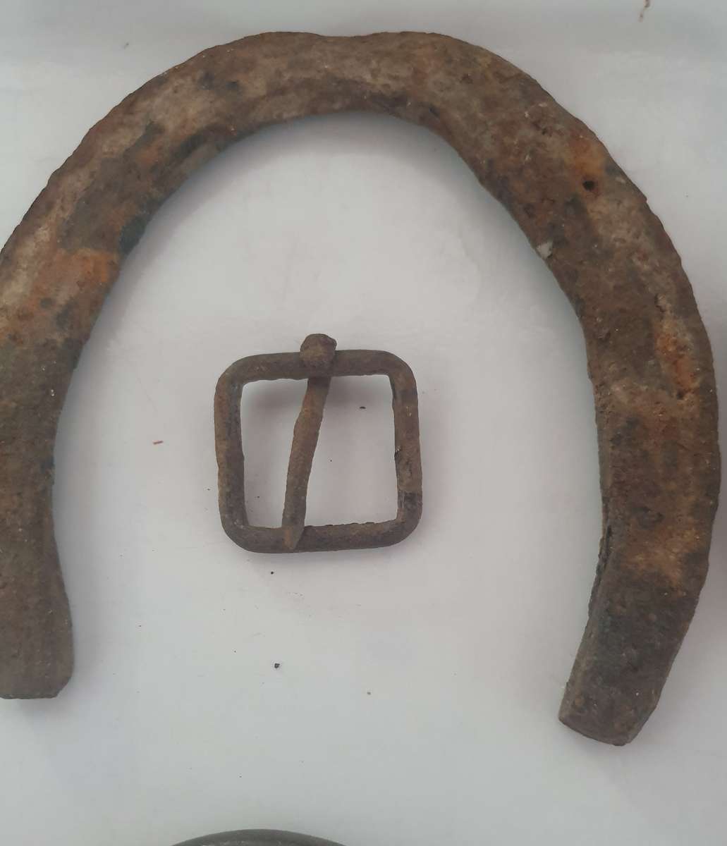 16 X  ANGLO BOER WAR ARTIFACTS .SALVAGED  FROM GENERAL WYAND MALAN FORTS RICHMOND. VEGKOP.