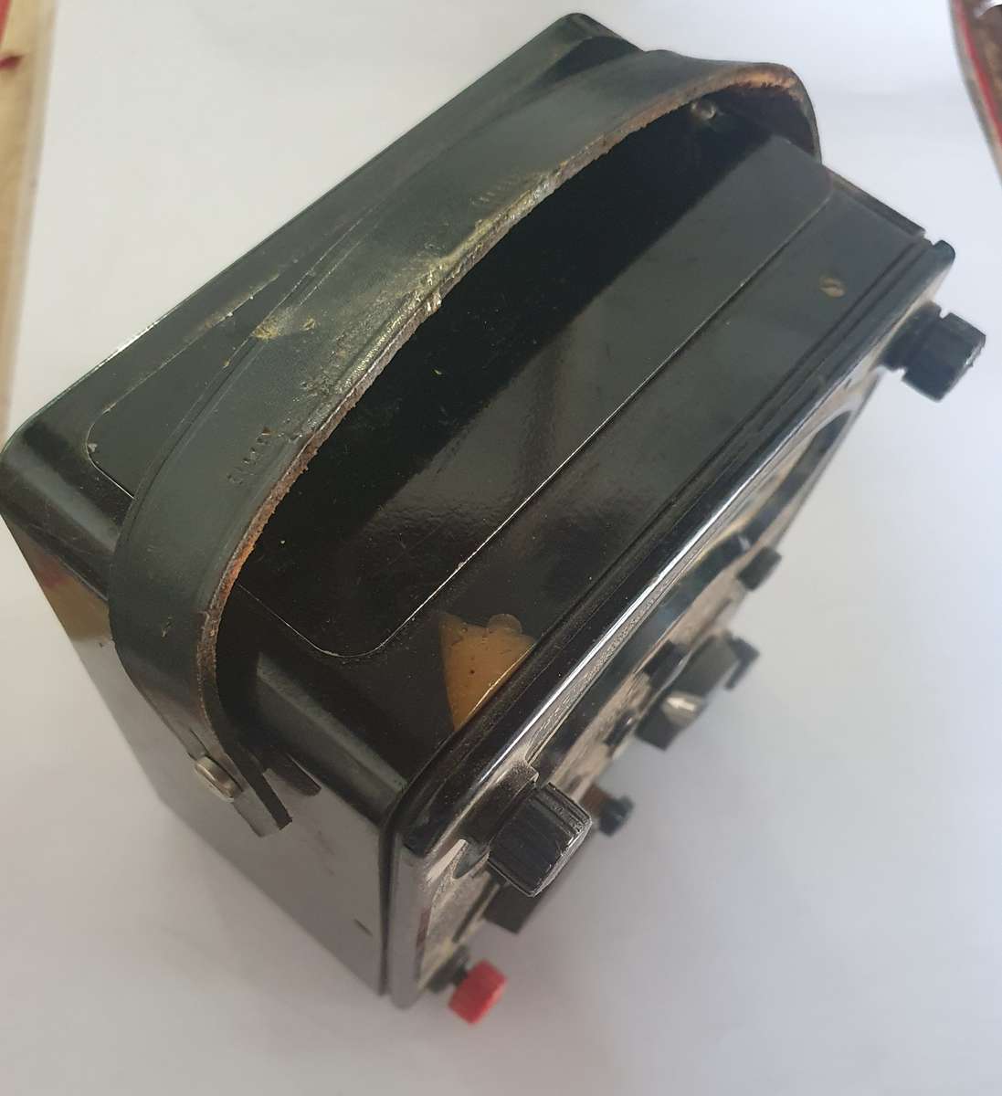 VINTAGE HUGE AVOMETER. UNIVERSAL. MODEL 8 MK111