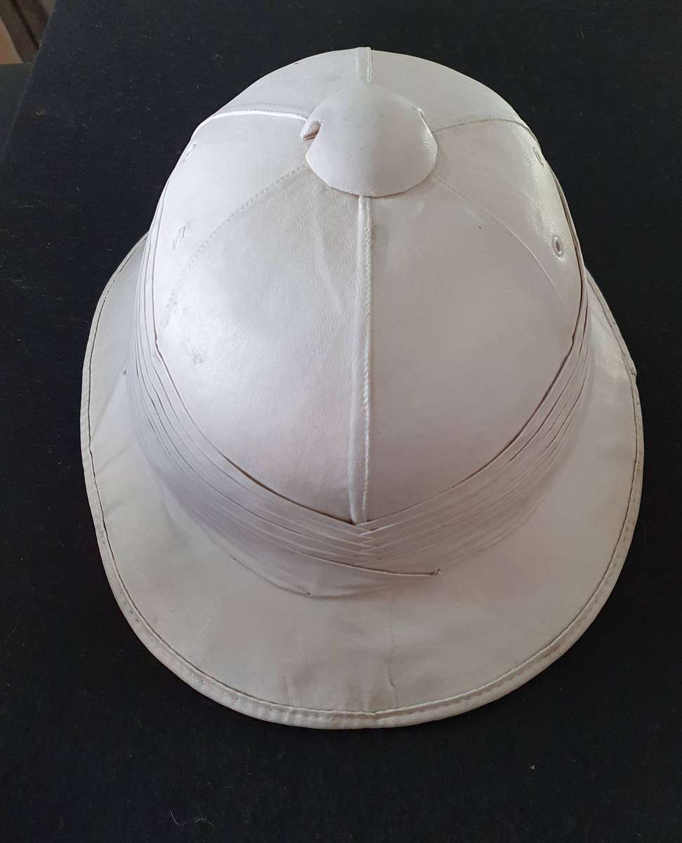 VINTAGE SA RAILWAYS POLICE PITH HELMET