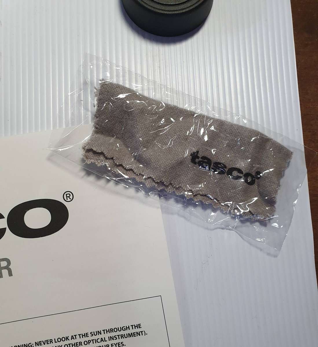 TASCO ES 10X42 BINOCULARS . AS GOOD AS NEW.