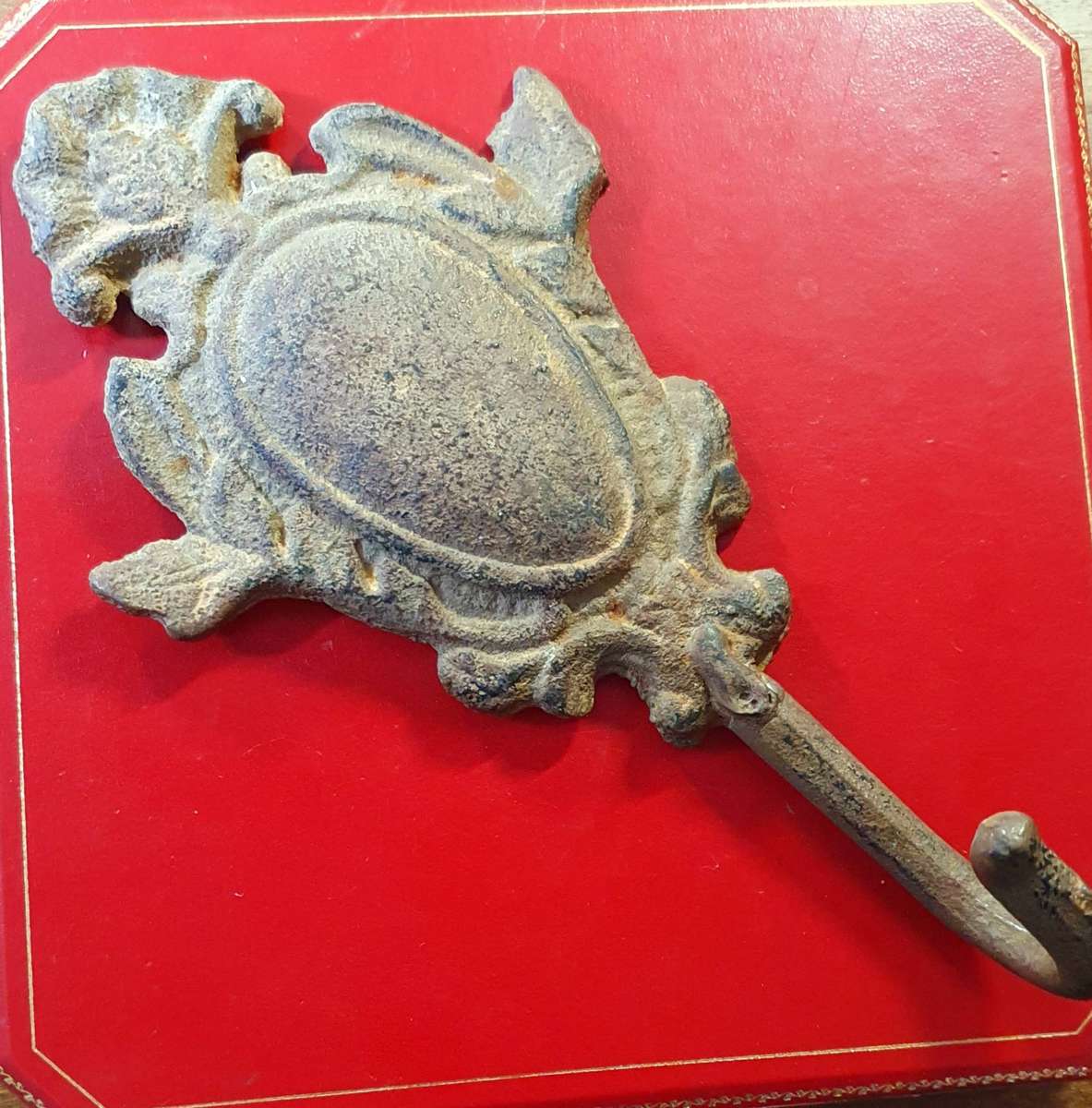 1820s BIG CAST IRON COAT / HAT WALL HOOK.