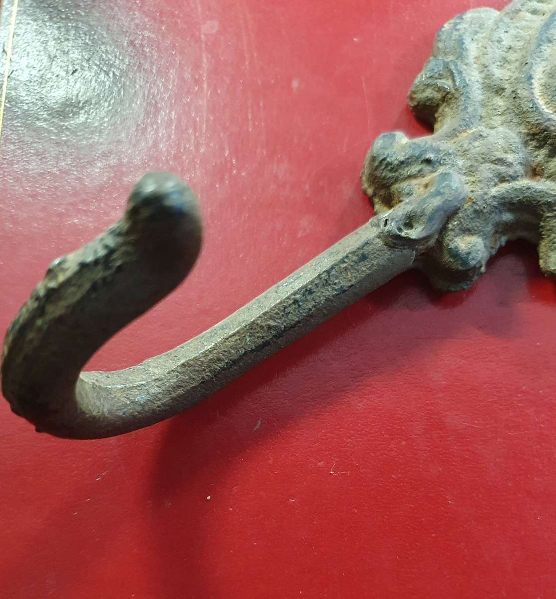 1820s BIG CAST IRON COAT / HAT WALL HOOK.