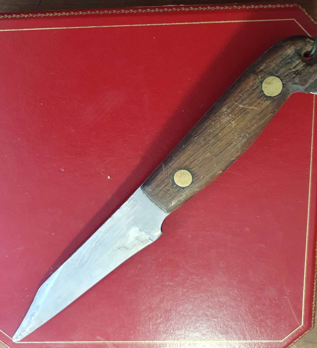 ANTIQUE HUNTING KNIFE. 230mm LONG