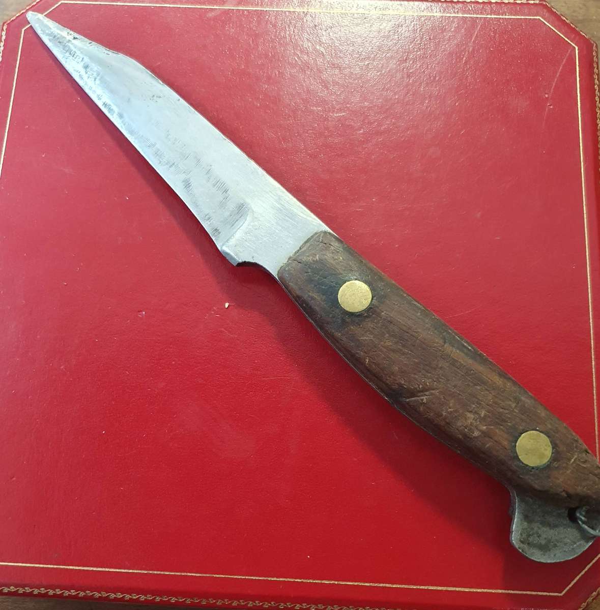 ANTIQUE HUNTING KNIFE. 230mm LONG