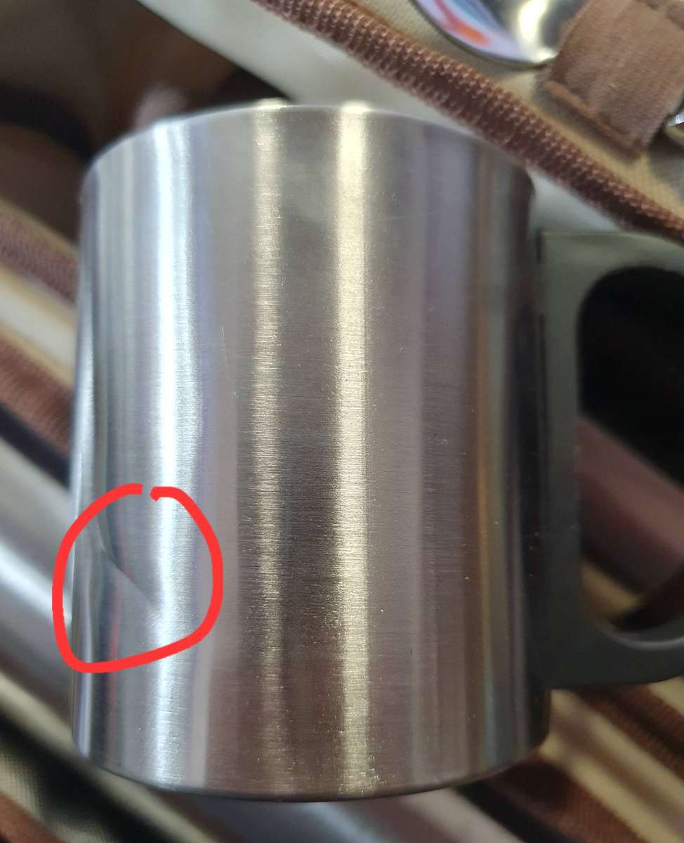 COFFEE FLASK SET WITH CARRY CASE. STAINLESS STEEL. HIGH END SET. NEVER BEEN USED.