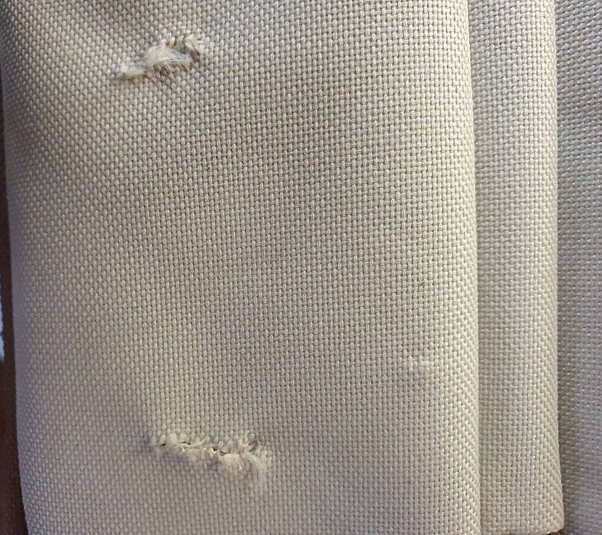 COFFEE FLASK SET WITH CARRY CASE. STAINLESS STEEL. HIGH END SET. NEVER BEEN USED.