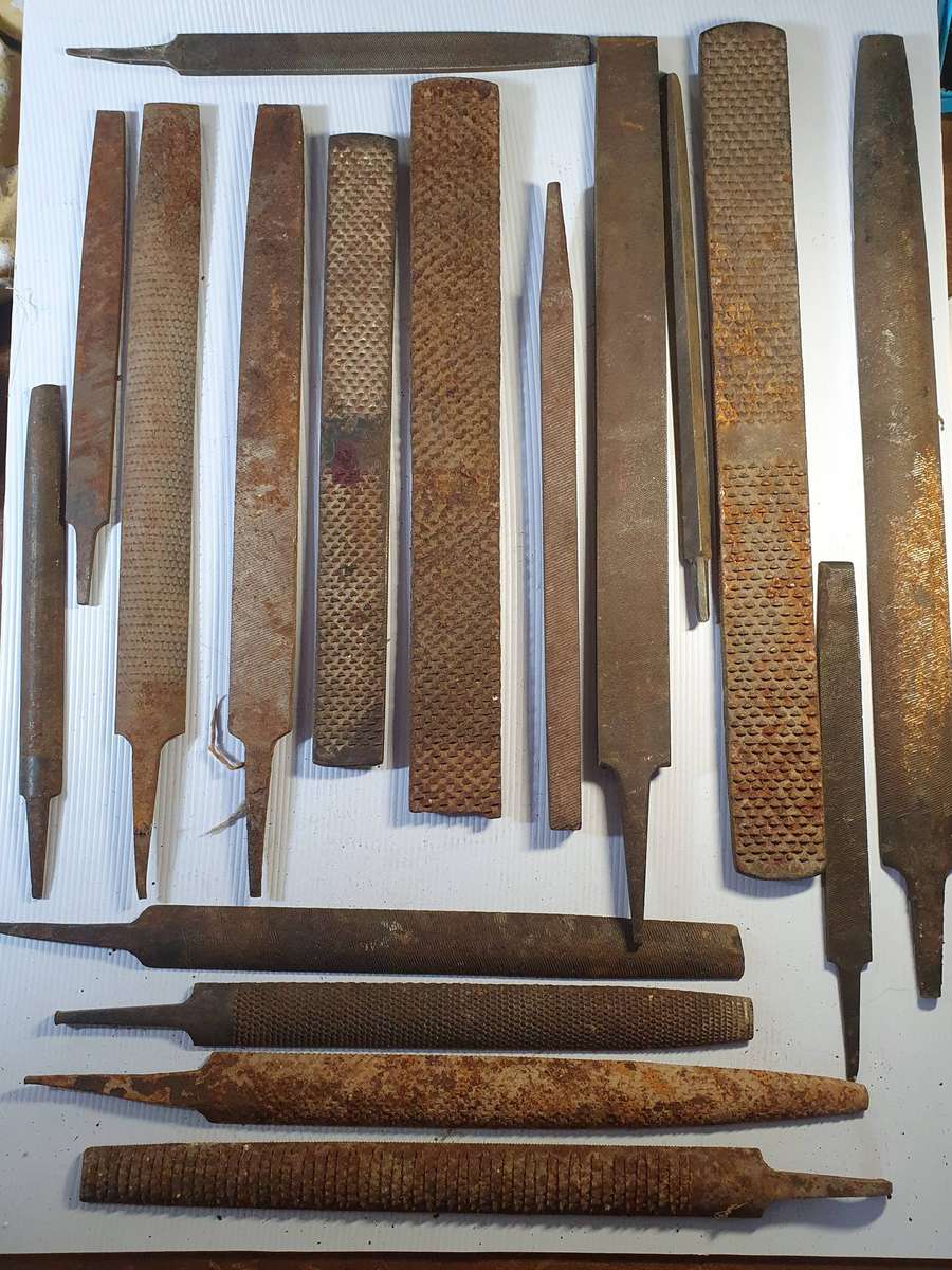 17 X ANTIQUE TO VINTAGE RASPS ONE BID FOR ALL. IDEAL FOR KNIFE MAKING !