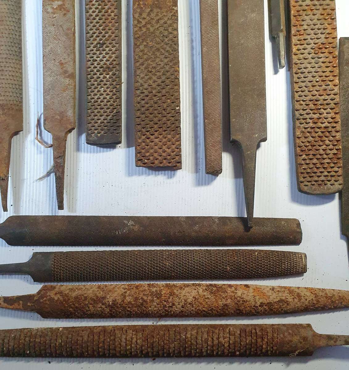 17 X ANTIQUE TO VINTAGE RASPS ONE BID FOR ALL. IDEAL FOR KNIFE MAKING !