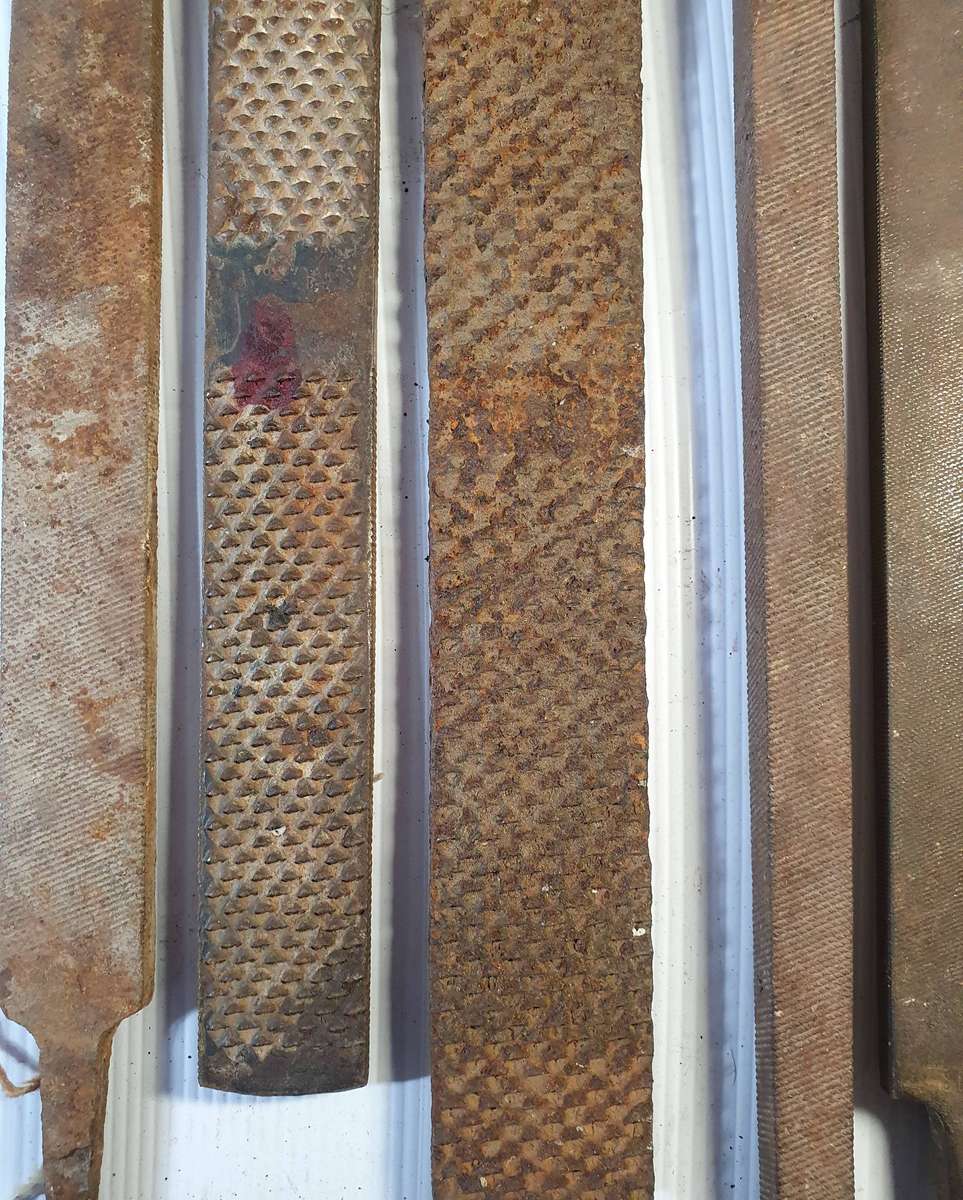 17 X ANTIQUE TO VINTAGE RASPS ONE BID FOR ALL. IDEAL FOR KNIFE MAKING !