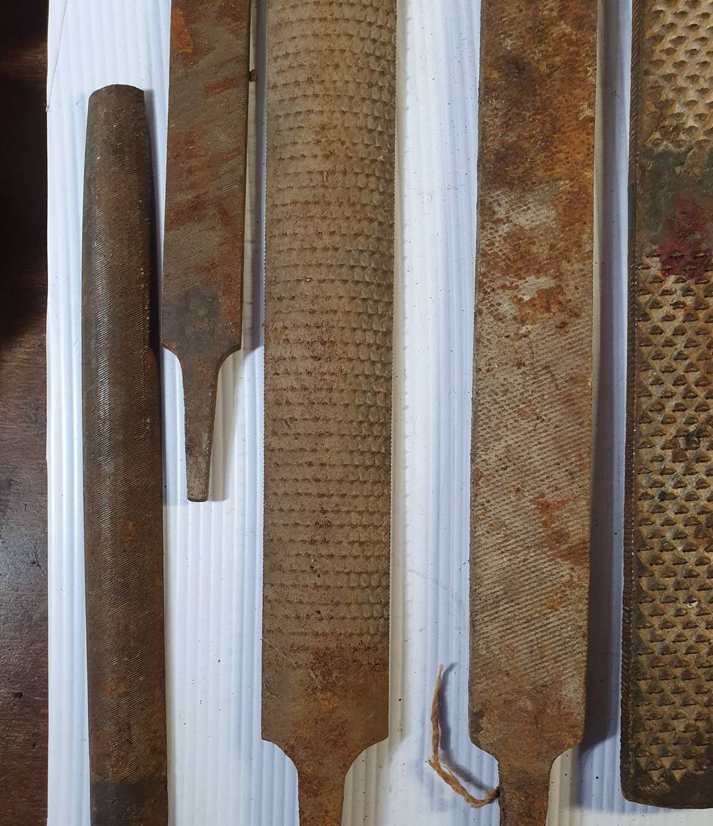 17 X ANTIQUE TO VINTAGE RASPS ONE BID FOR ALL. IDEAL FOR KNIFE MAKING !